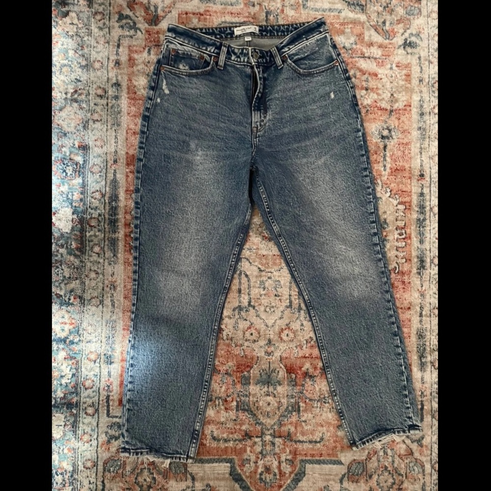 Abercrombie and Fitch Curve Love mom jean